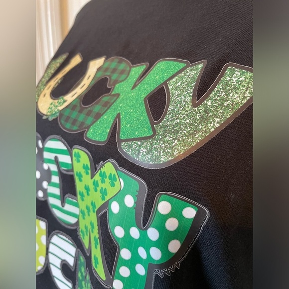 Gildan 100% Heavy Cotton Custom St. Patrick’s Day Graphic T-shirt Women’s Medium - Picture 9 of 13